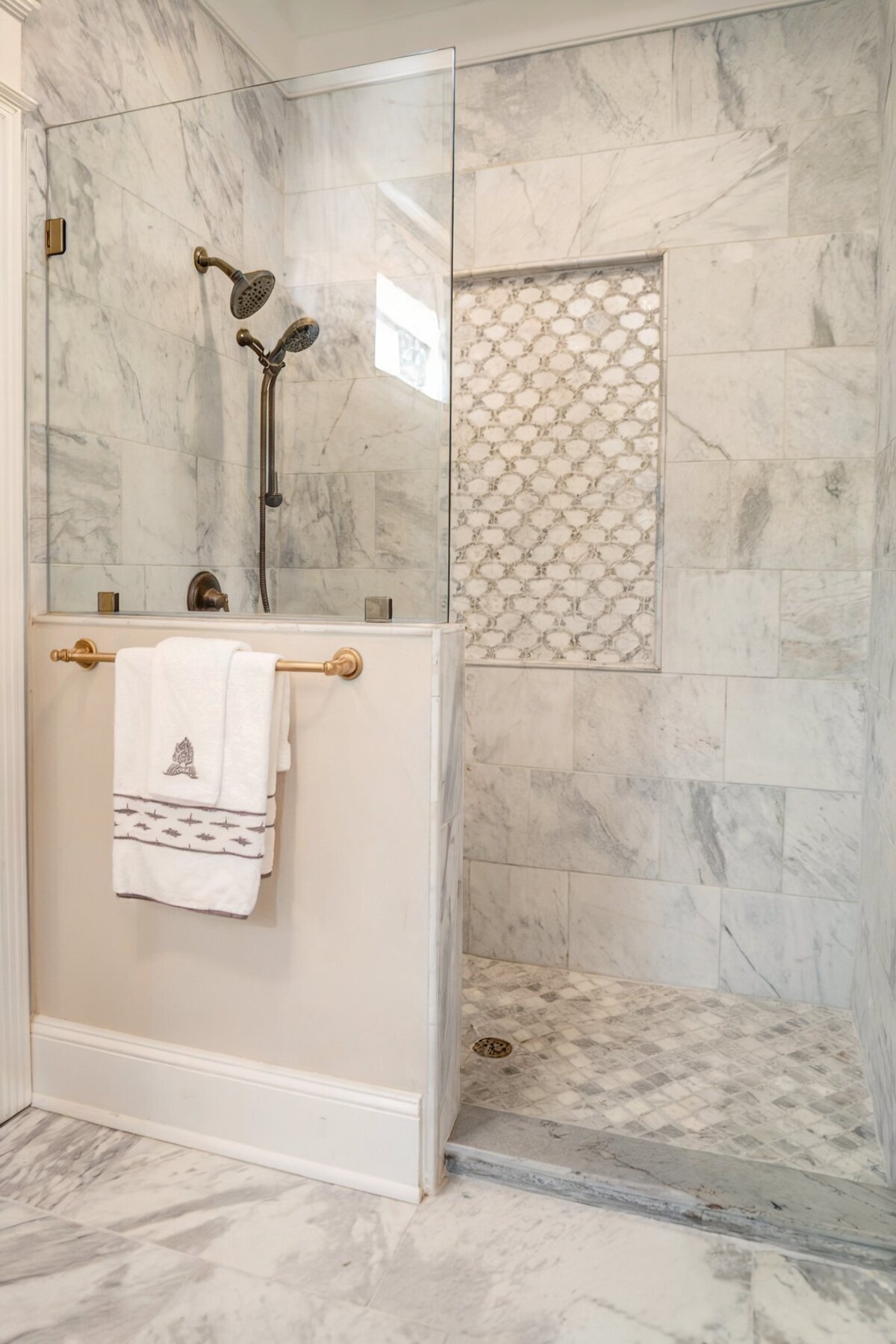 Farmhouse Bathroom Shower Ideas open shower