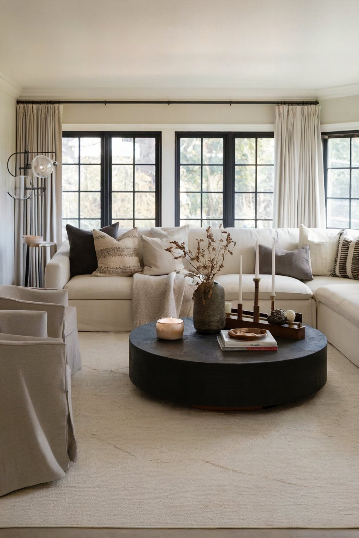 Minimalist living room ideas beige area rug and curtain