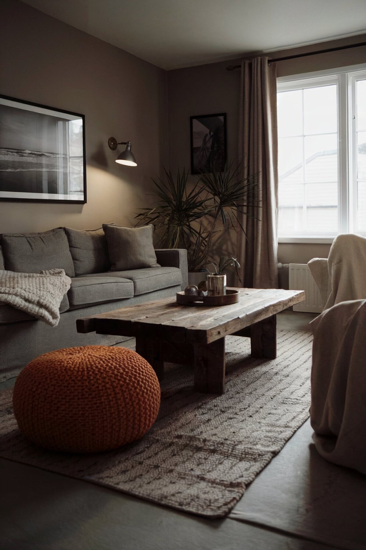 Minimalist living room ideas wooden rectangular table