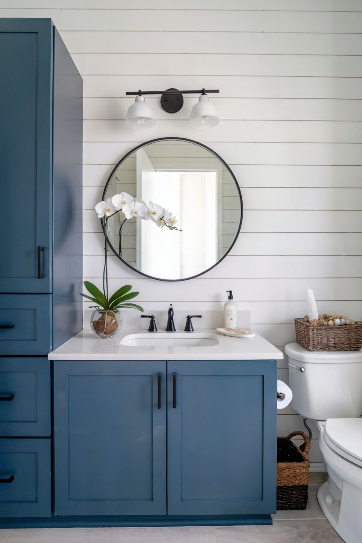 small farmhouse bathroom idea coastal