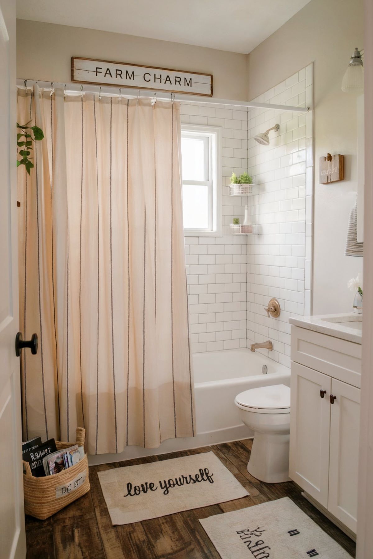 small farmhouse bathroom shower curtain ideas
