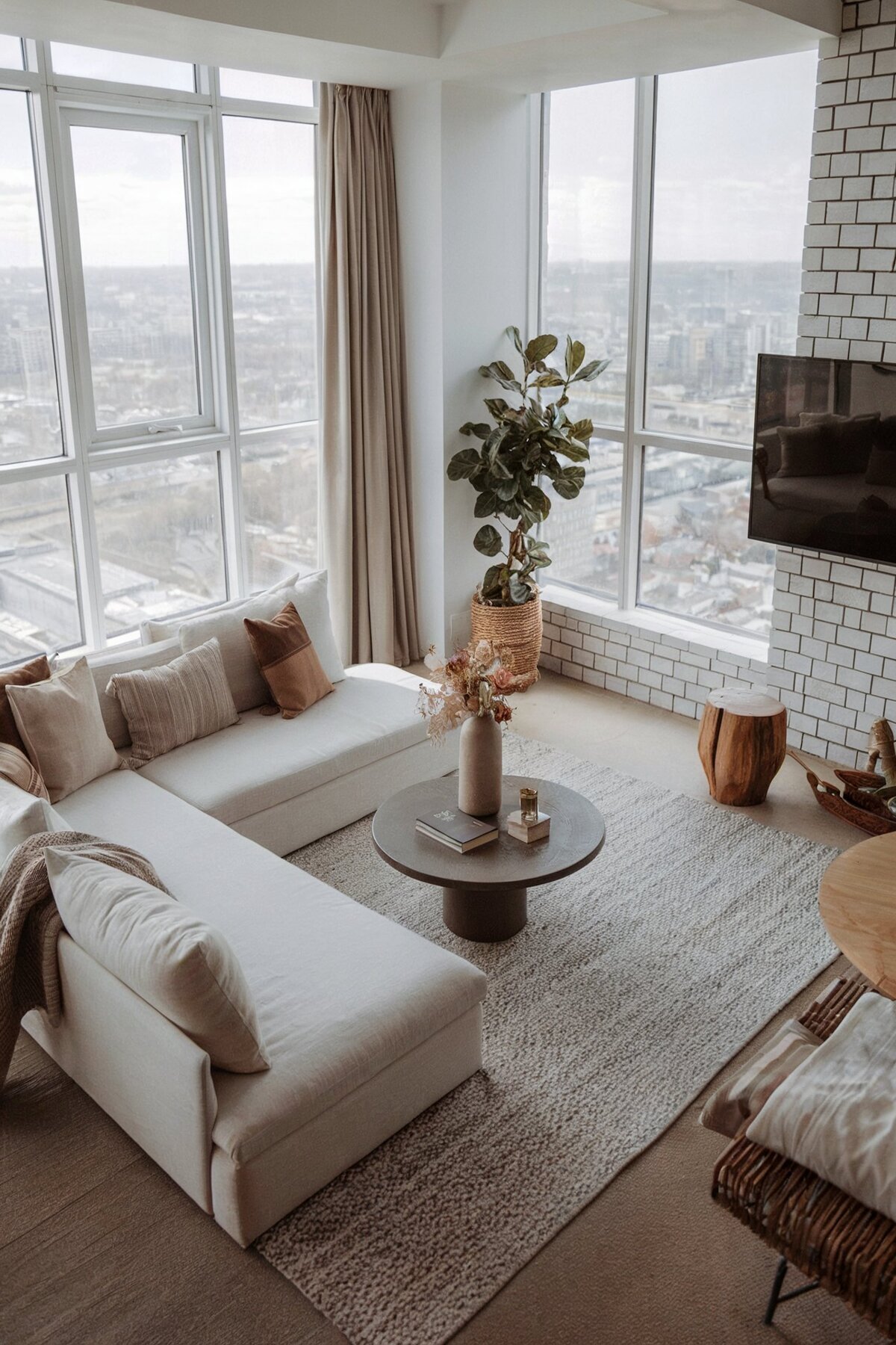 Minimalist living room ideas white small and cozy 1