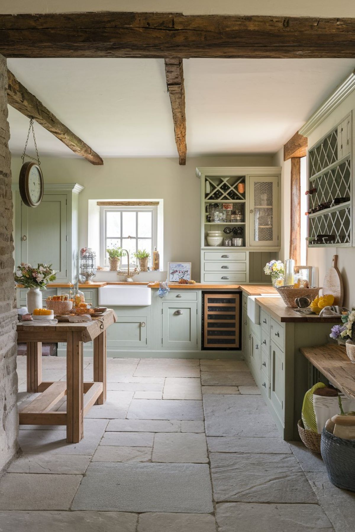 country farmhouse kitchen flooring idea