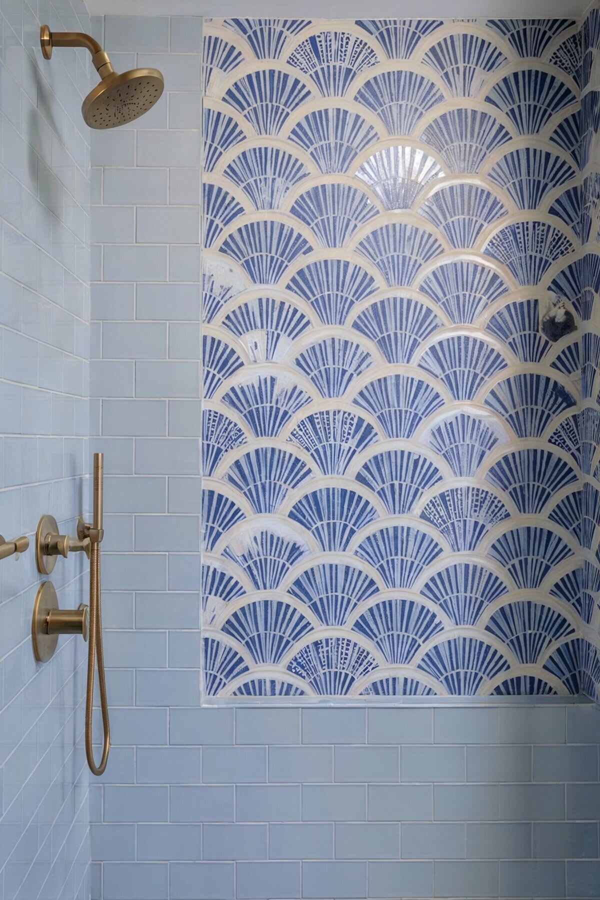 interior design ideas bathroom blue vintage chic tile